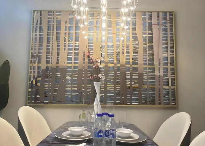 Luxurious 1br Highrise Cityscape Near Airport Okada Solaire Casino Moa *