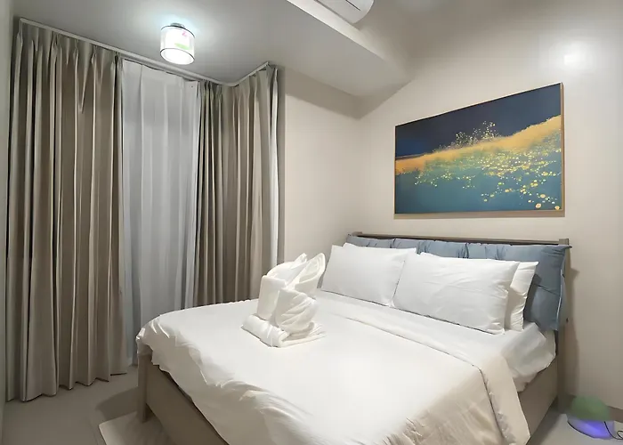 Luxurious 1br Highrise Cityscape Near Airport Okada Solaire Casino Moa Apartment